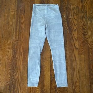 Lululemon leggings 25”